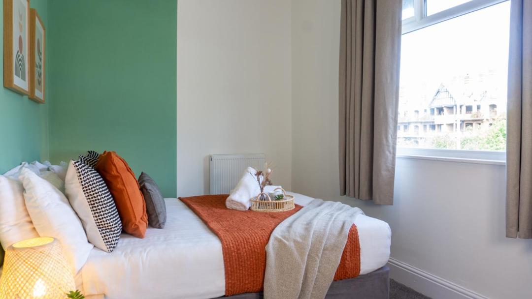 Bevington House - Air Host & - 3 Bedroom Close To Centre