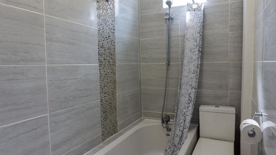 Bevington House - Air Host & - 3 Bedroom Close To Centre *